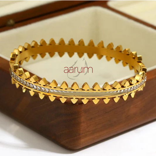 Charm Geometric Bangle